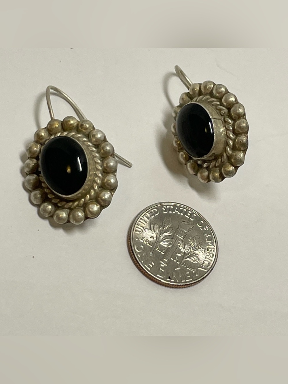 Vintage Taxco Sterling Silver 925 Onyx cabochon Drop Earrings Signed Mexico